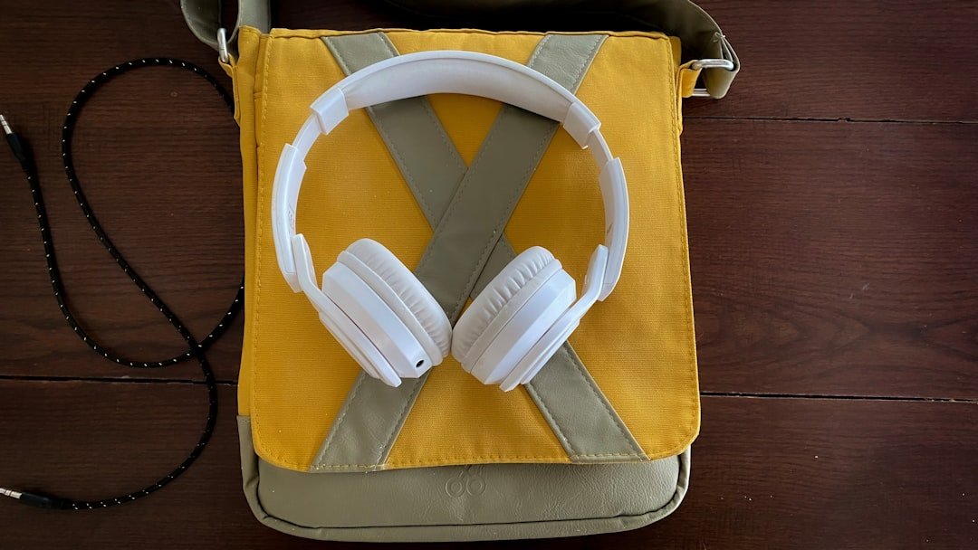 Photo Ear cushion