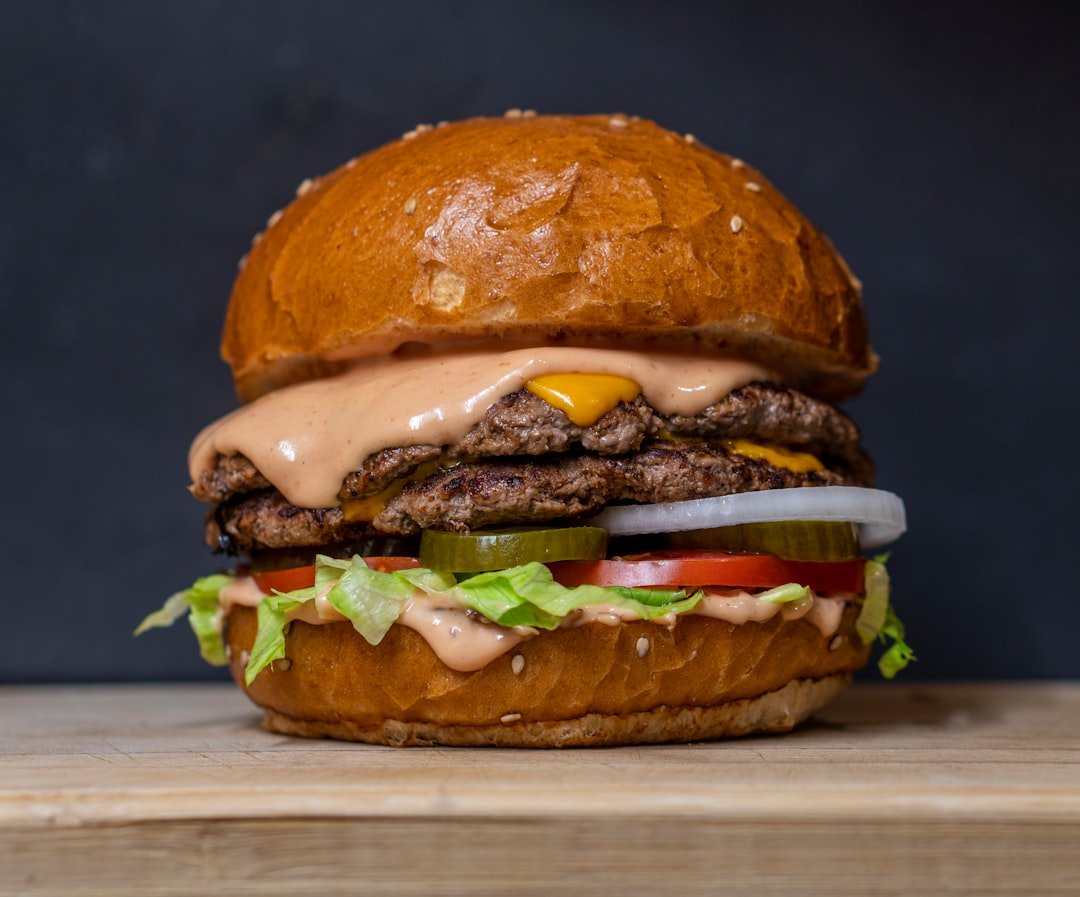 Photo Burger being grilled